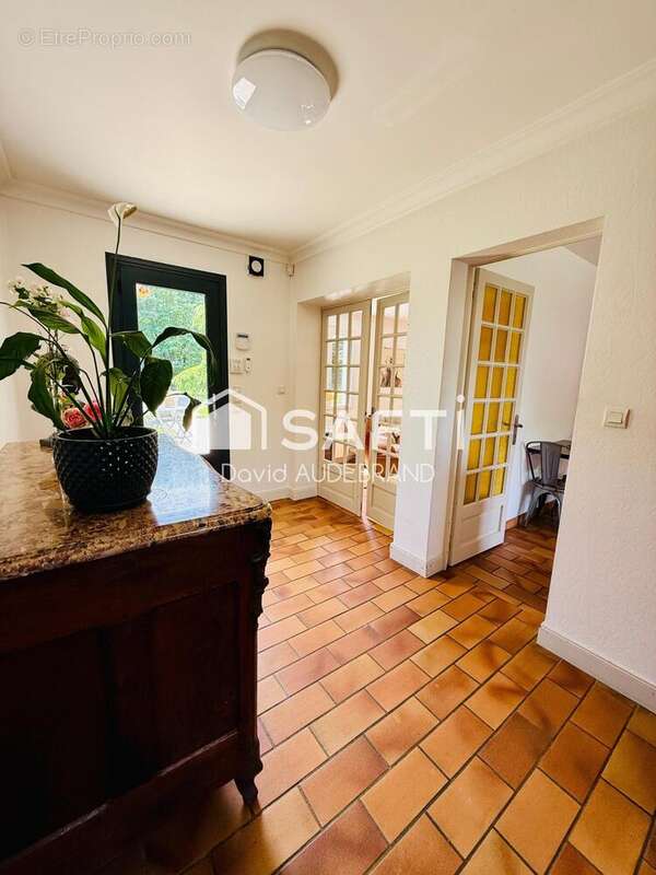 Photo 3 - Maison à VOUILLE