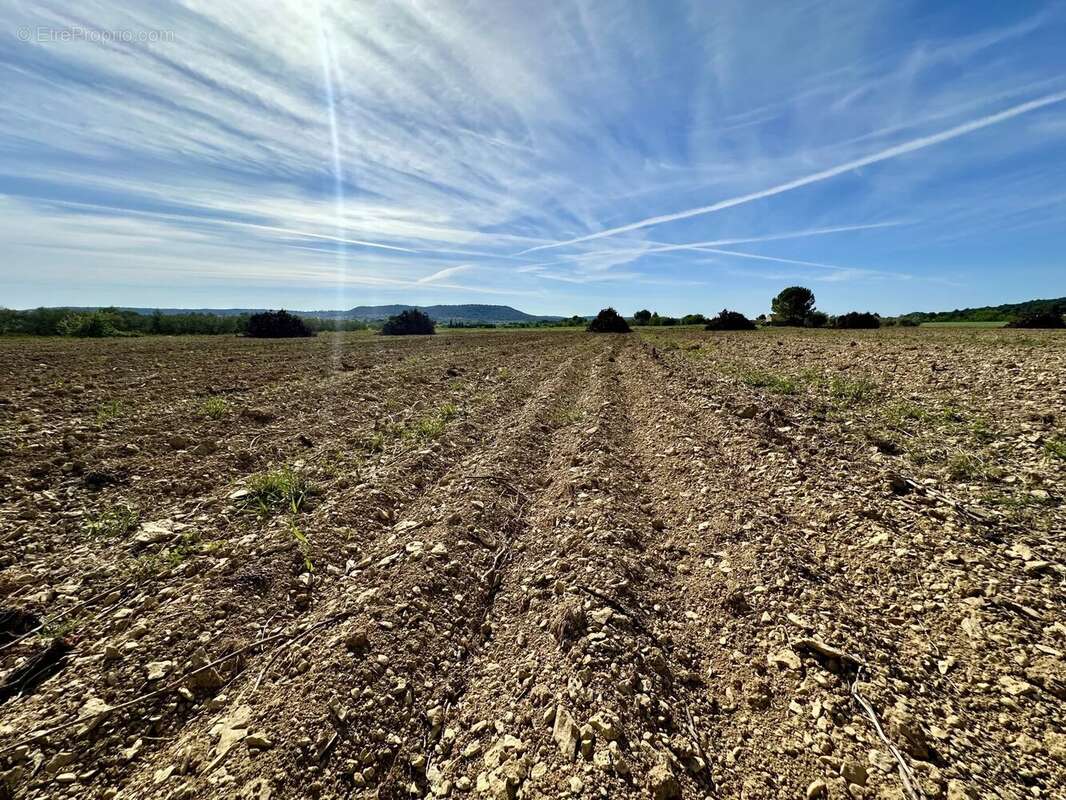 Terrain à SAINT-COME-ET-MARUEJOLS