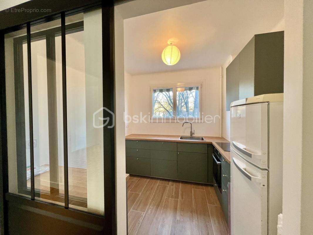 Appartement à VILLE-D'AVRAY