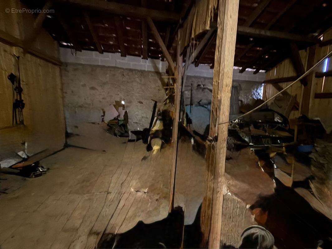 Ferme savoyarde coteau de MAGLAND 5 pièces , 220 000 euros - photo 14