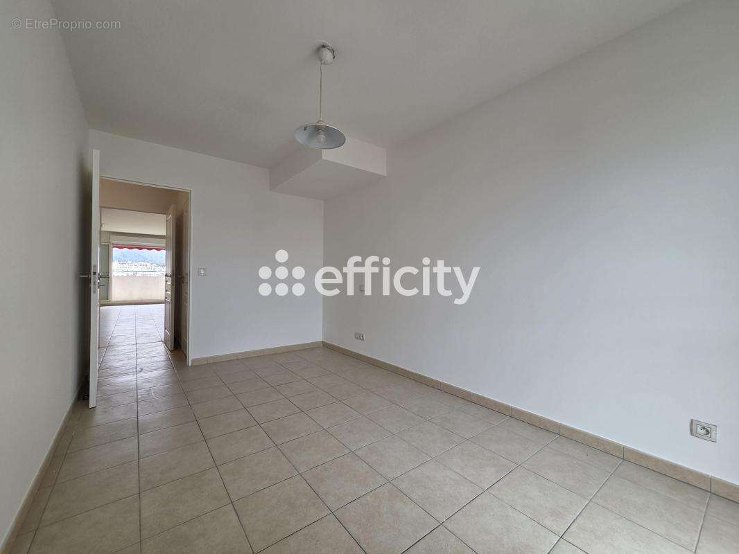 Appartement à MARSEILLE-10E