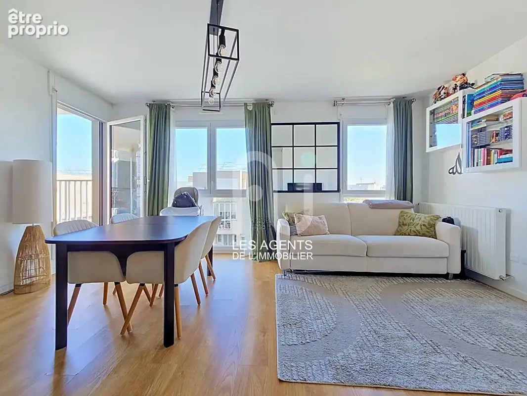 Appartement à GENNEVILLIERS
