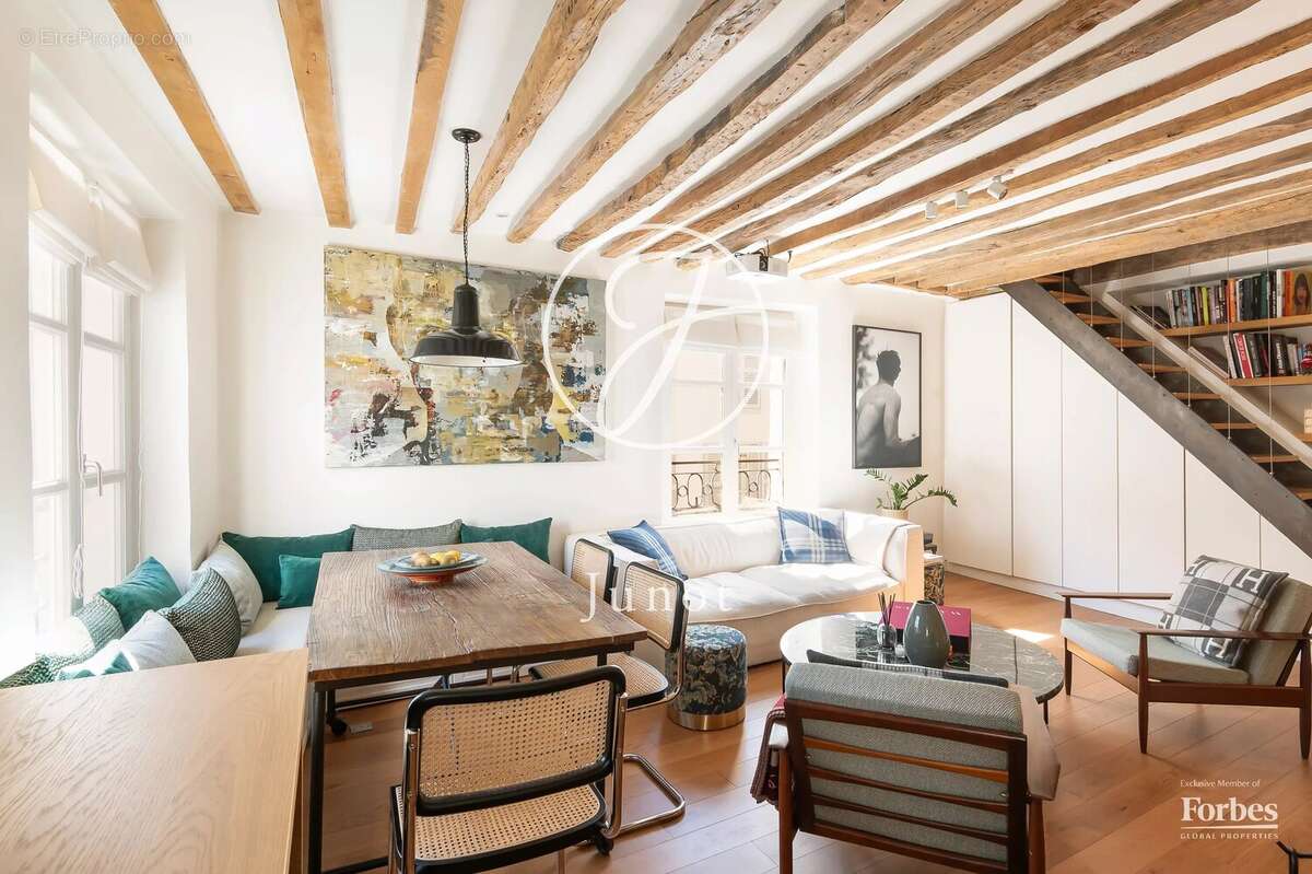 Paris 18e - MONTMARTRE - Duplex - 54,11m² Carrez - 2 pièces - Exposition sud-ouest - Jardin - photo 7