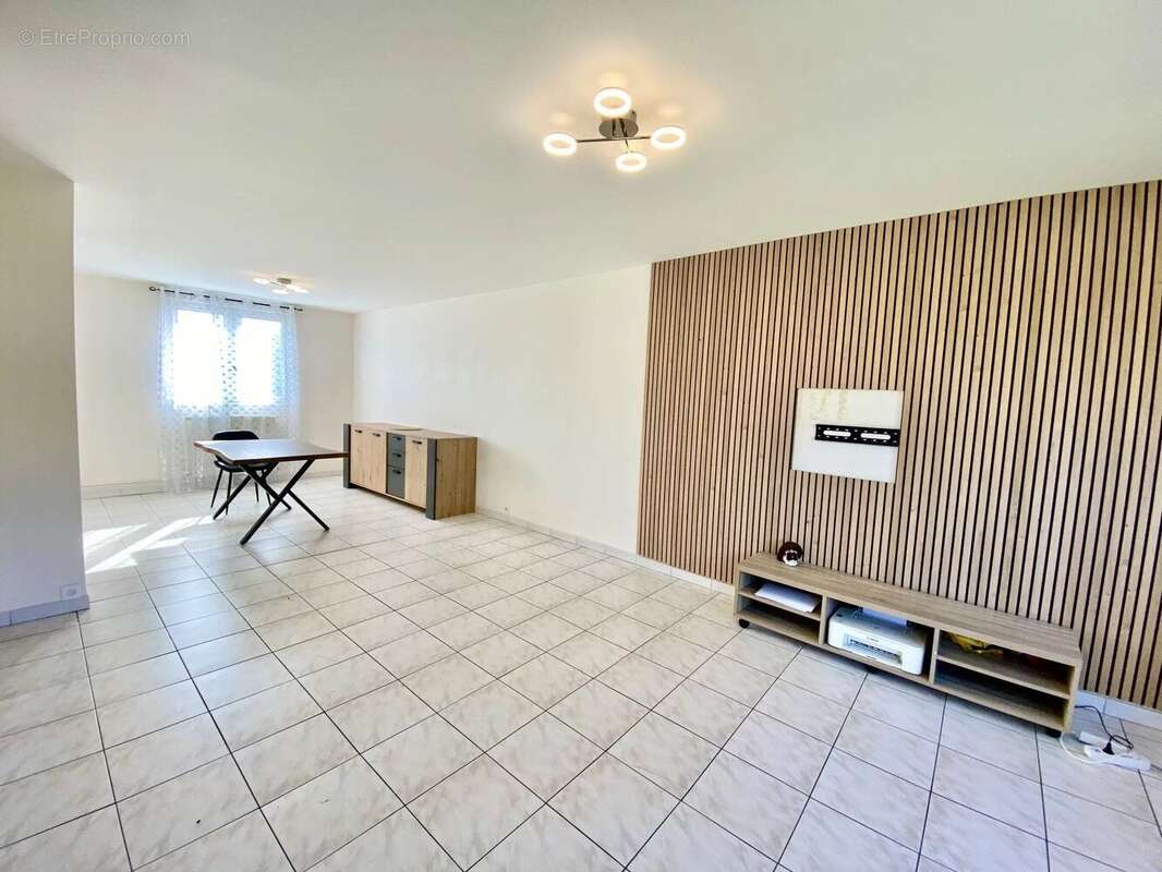 Maison à CASTELCULIER