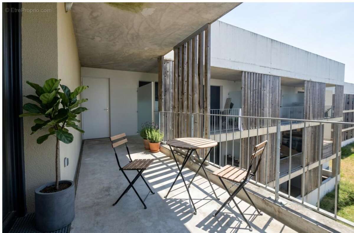Appartement à vendre 3 pièces VILLENAVE D'ORNON (33) - photo 8