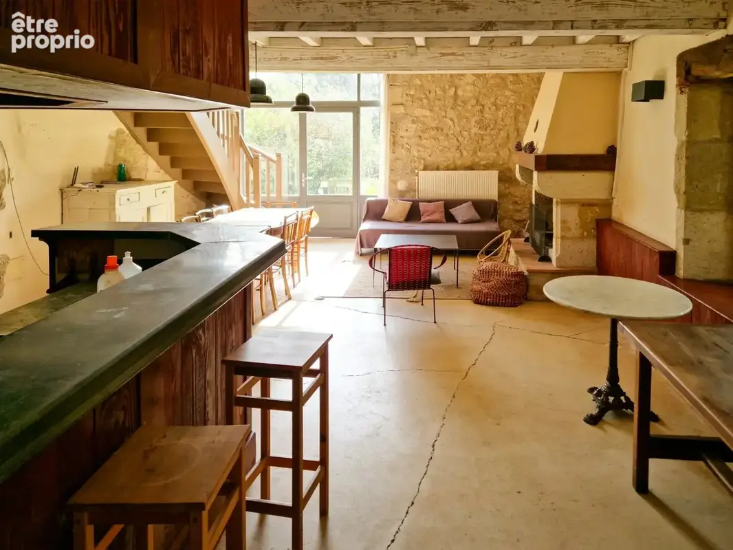 Belle maison de caractere en pierres avec 3,5ha et lac - photo 22