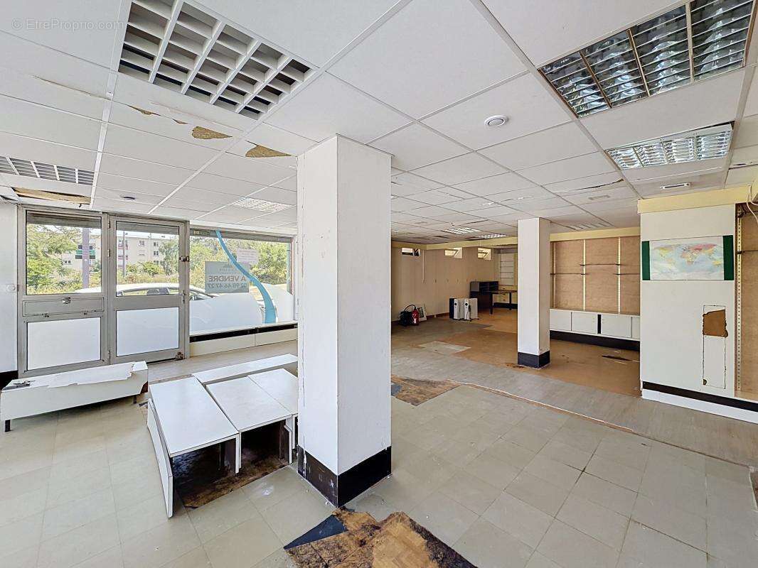 Locaux/Biens immobiliers - photo 3