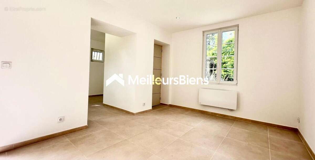 Appartement à LA CHAPELLE-DES-POTS