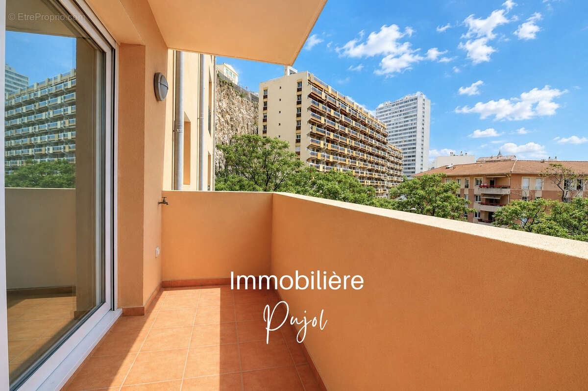 Appartement à MARSEILLE-7E