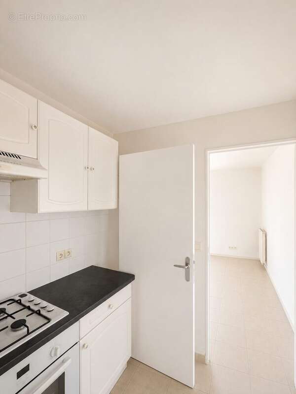 Appartement 48 m² à Marseille-8e  - photo 9