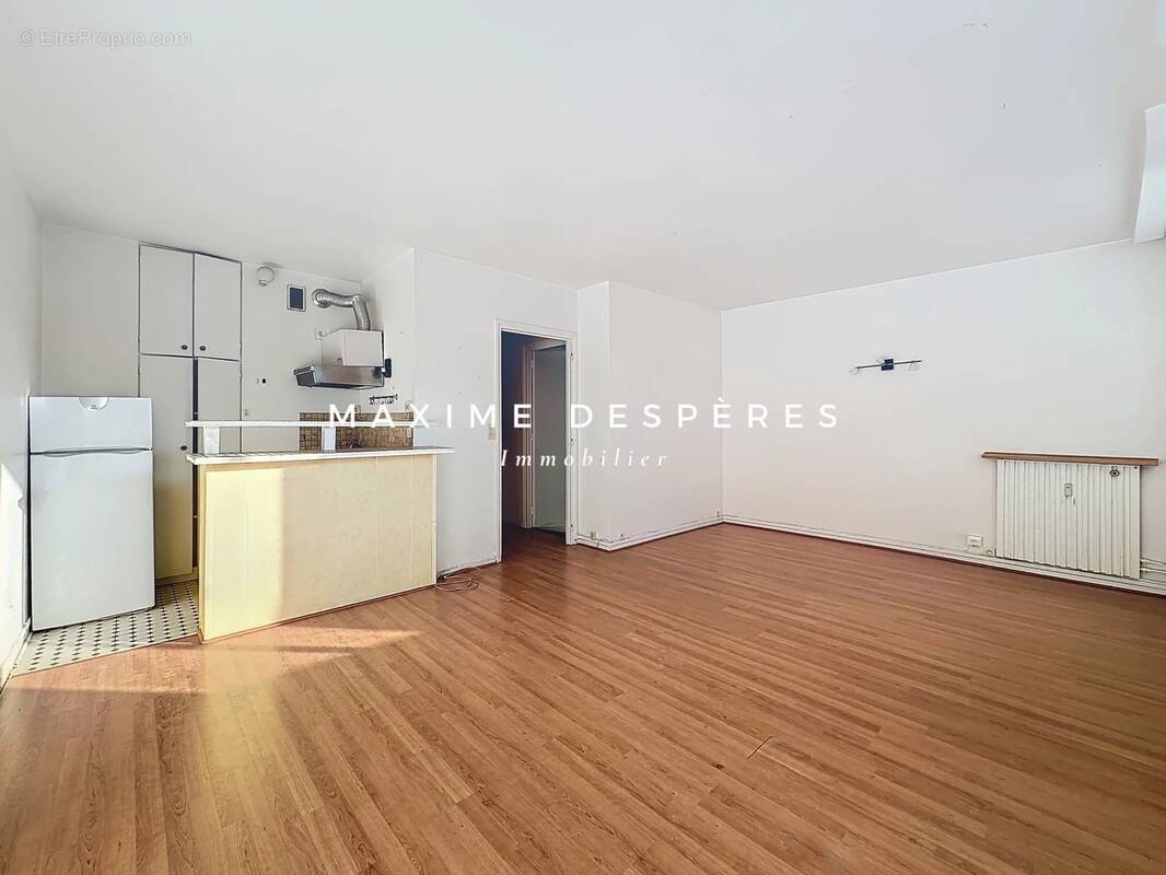 Appartement à NEUILLY-SUR-SEINE