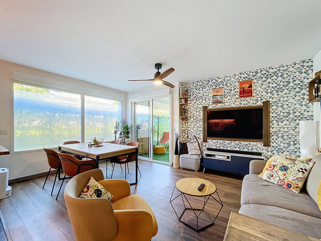 Appartement à MEYLAN