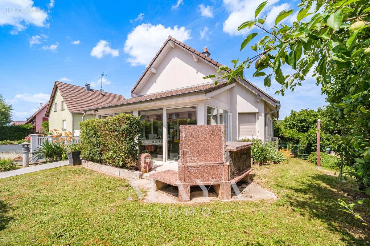 Maison à HINDLINGEN