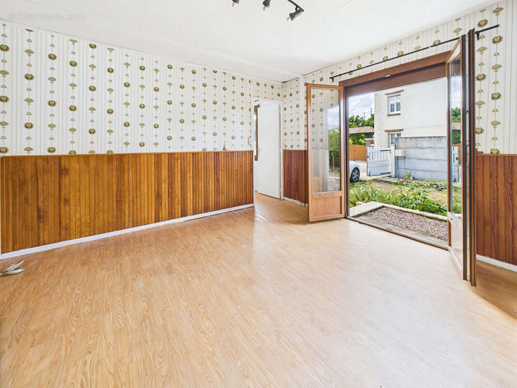 Maison à TOURVILLE-LA-RIVIERE