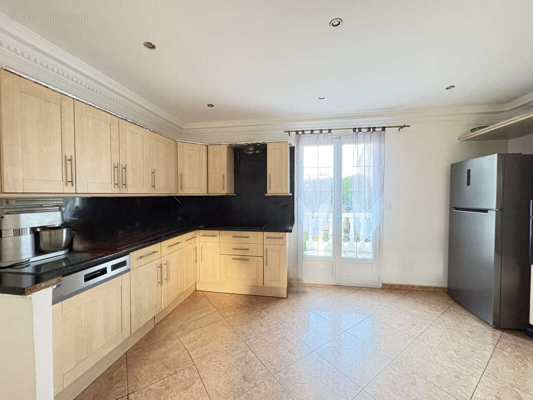 Jolie maison récente de 120 m2 au cœur d'Ormesson - photo 5