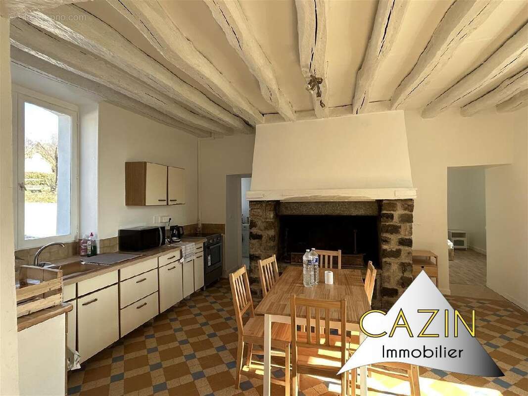 Maison 103 m² à Courmenil  - photo 2