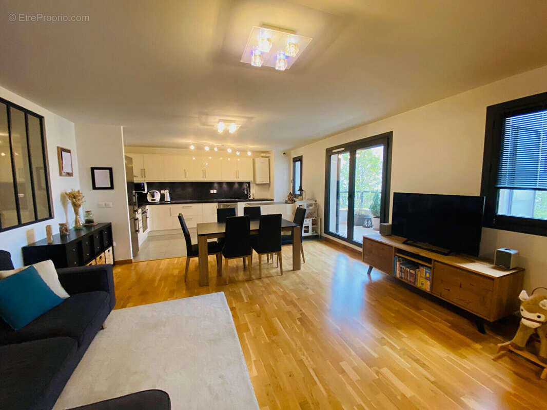 Appartement à NOGENT-SUR-MARNE