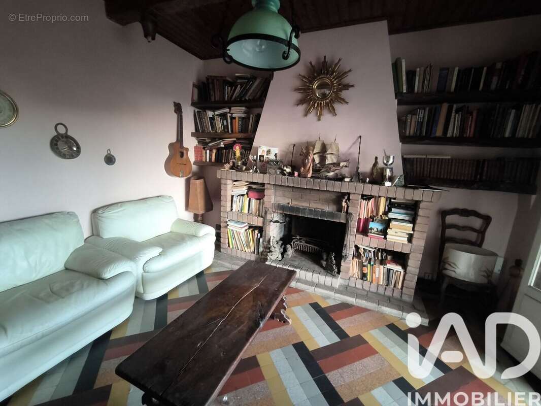 Photo 2 - Maison à SAINT-ETIENNE-LES-ORGUES