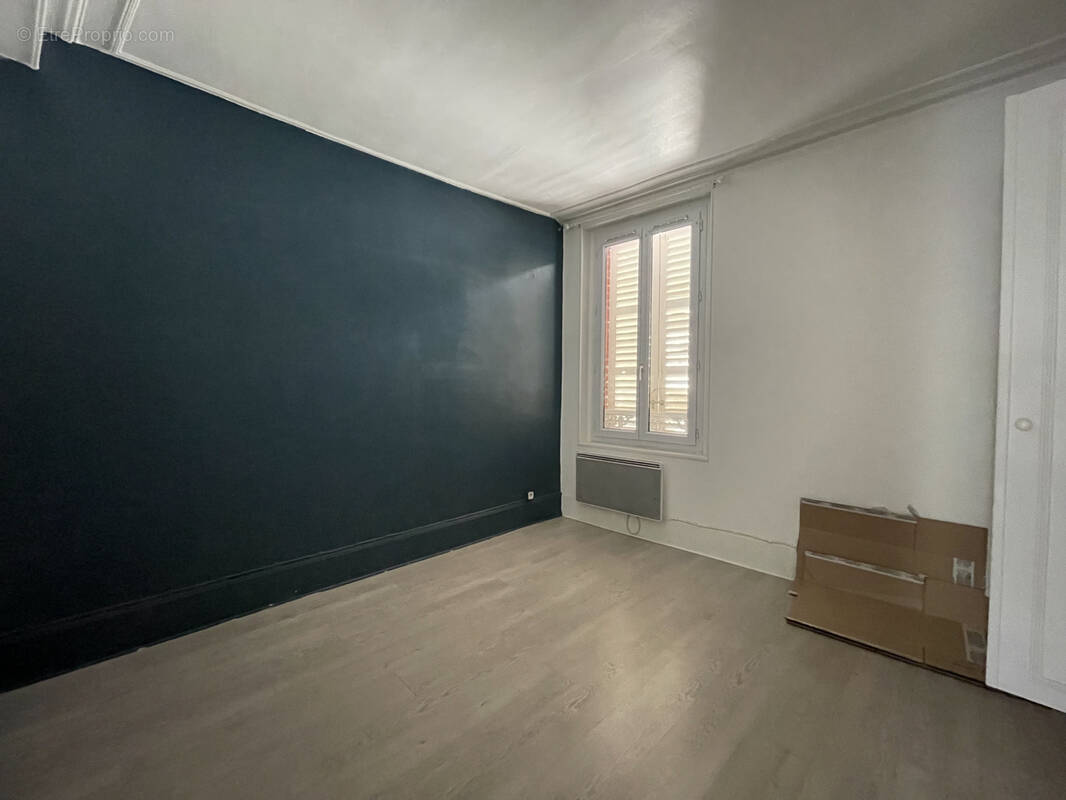 T2 - Centre ville de Marines - photo 1