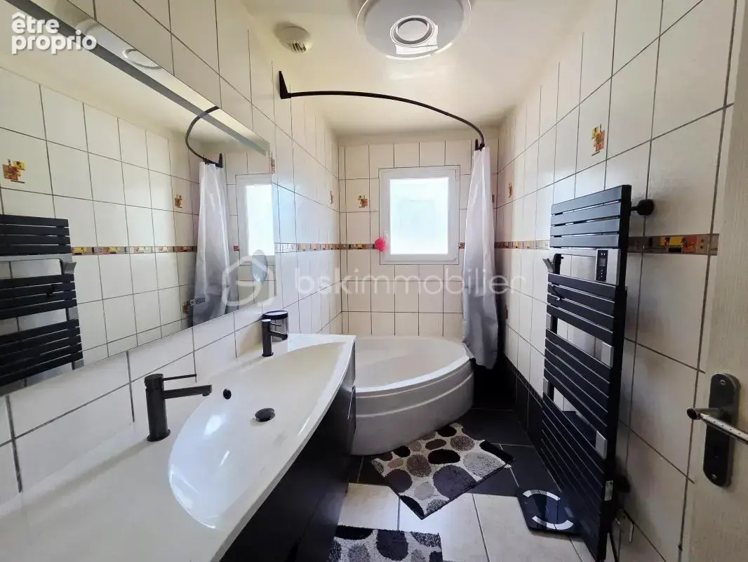 Superbe propriété T6 avec piscine, prestations haut de gamme - photo 5