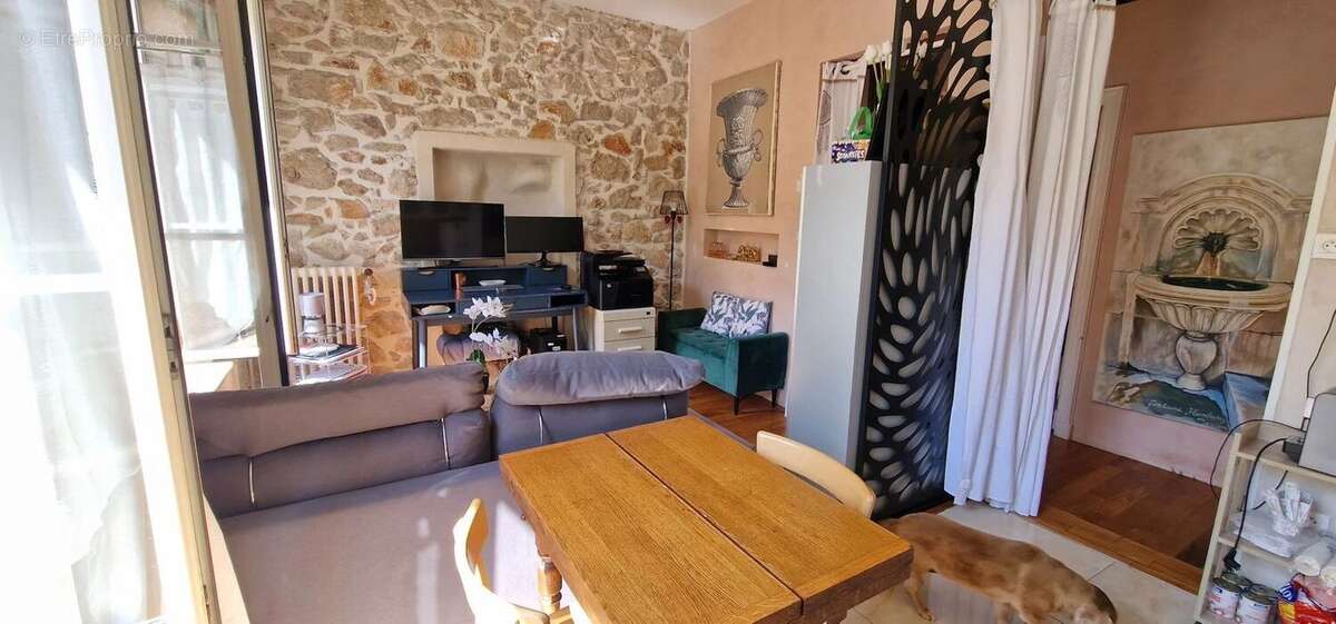 Appartement à ROQUEBRUNE-CAP-MARTIN