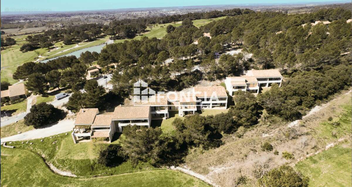 Appartement à SAUMANE-DE-VAUCLUSE