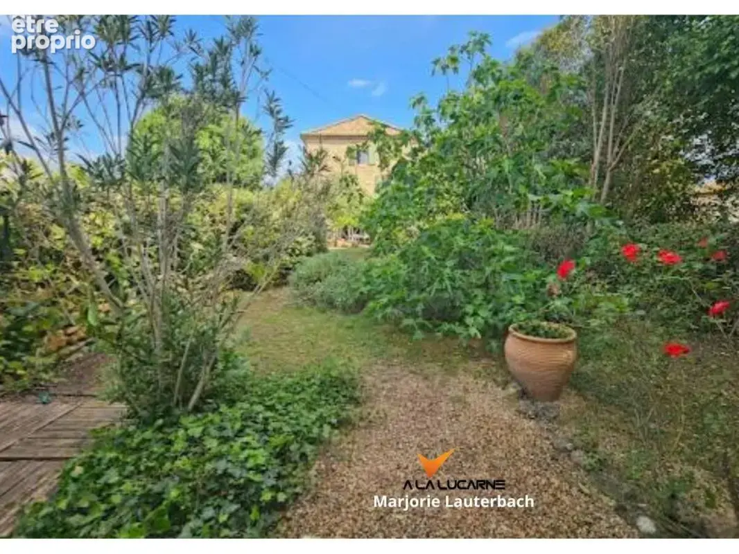 Maison 5 pièces 122 m² à vendre à Grans (13450) - photo 15