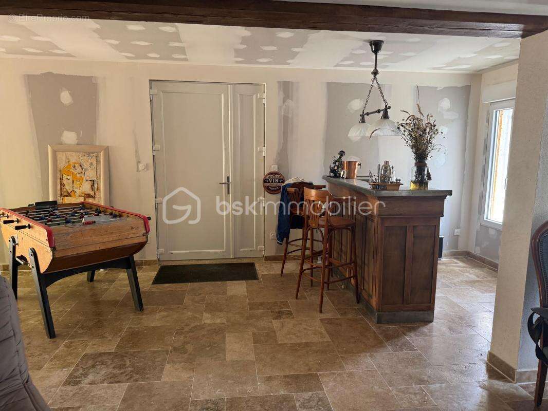 Maison à MONTPON-MENESTEROL