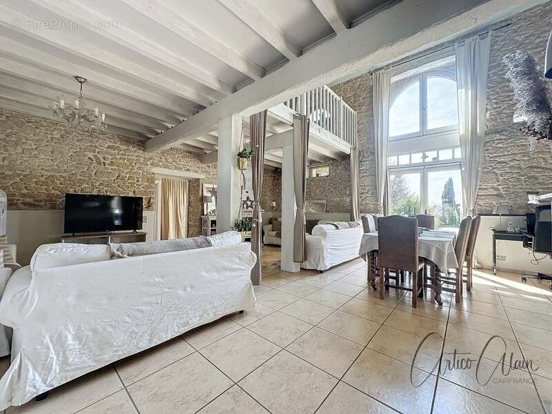 Dpt Haute Garonne (31), à vendre proche de VILLEFRANCHE DE LAURAGAIS maison en pierre de 676 m² - Terrain de 3 400m² - photo 20
