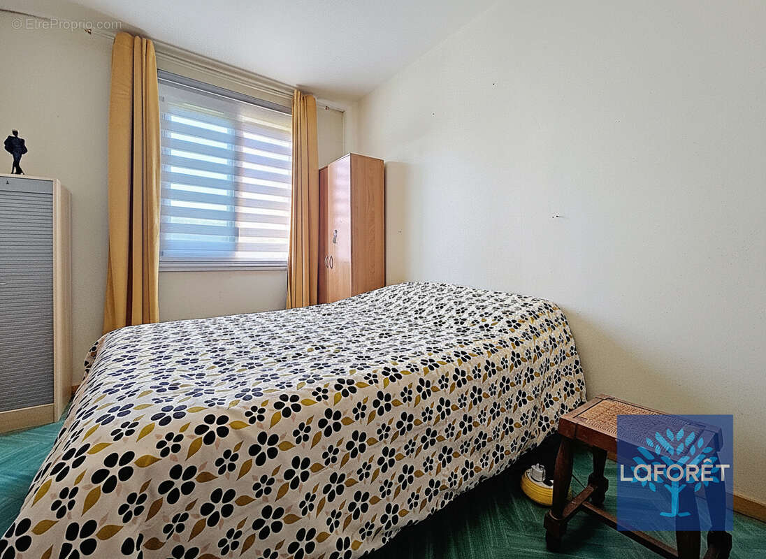 À découvrir sans tarder ! Maison de plain-pied au calme avec grand terrain de 4 250 m² - photo 10