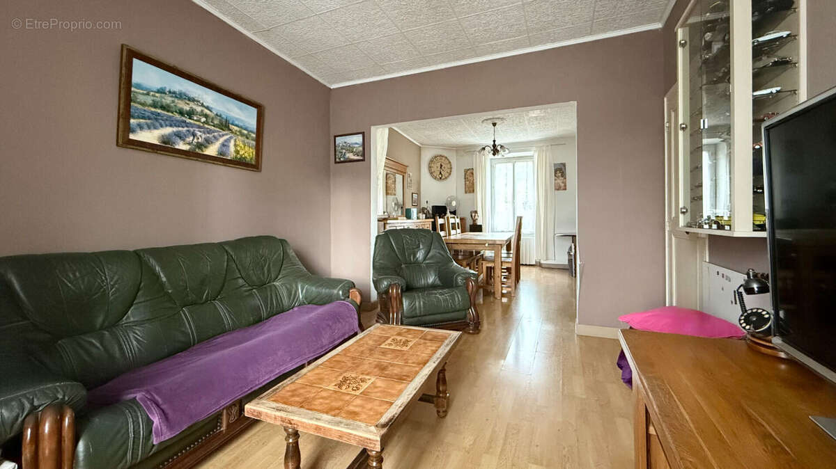 Appartement à CORBEIL-ESSONNES