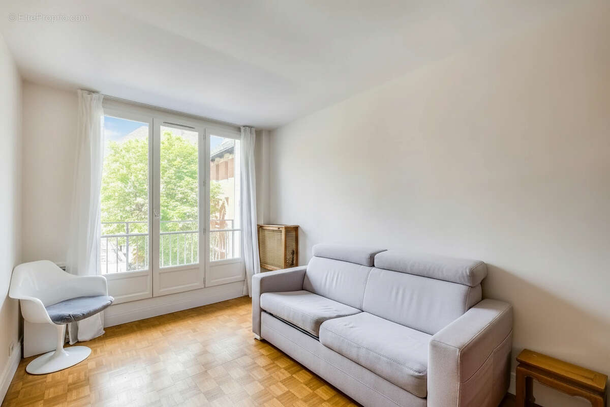 Appartement à PARIS-12E