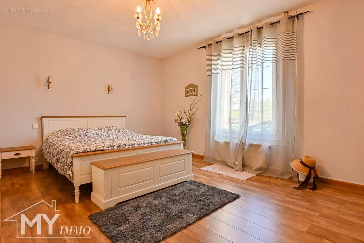 Maison à SAINT-ANTOINE-DE-BREUILH