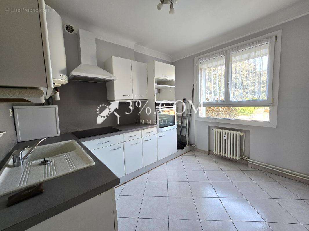 Appartement T3 de 81 m2 avec garage + cave - photo 4