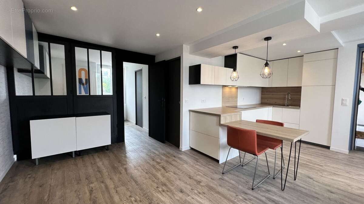 Appartement à MENNECY