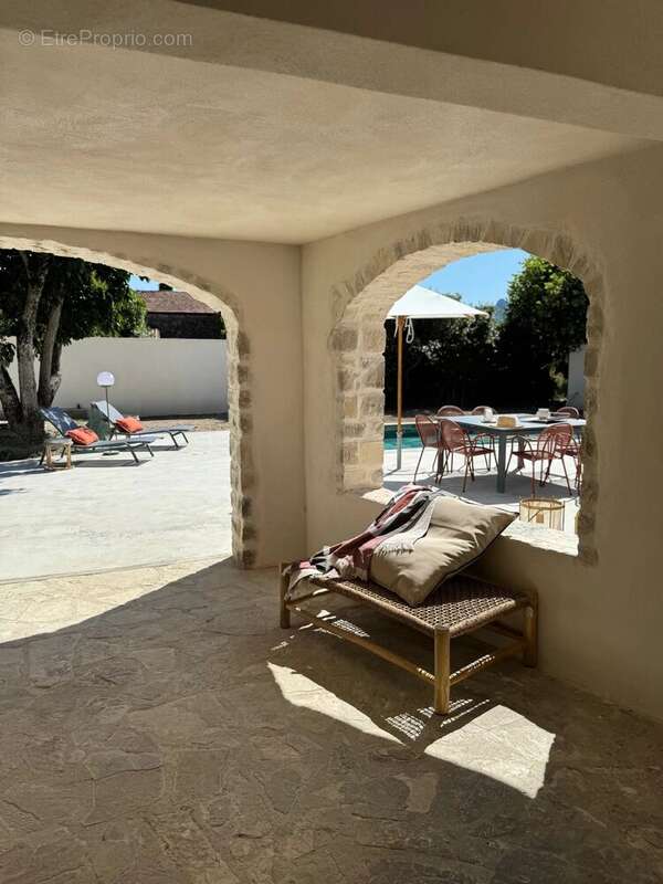 Maison à BUIS-LES-BARONNIES