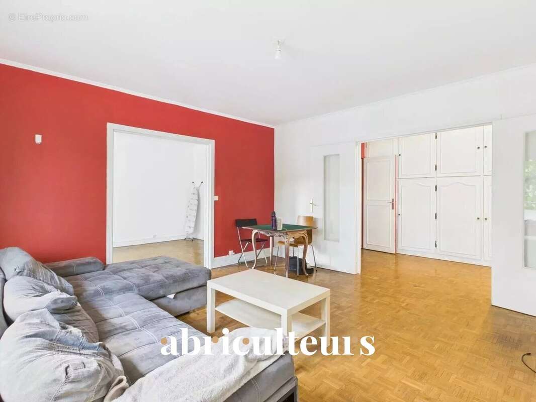 Appartement à PARIS-12E