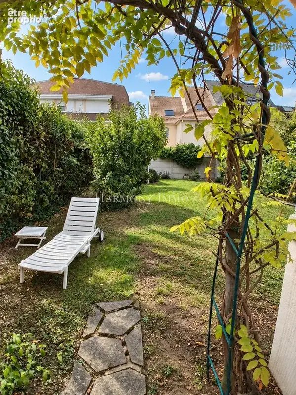 Maison de 80 m2 avec terrain de 322 m2 et garage - photo 10
