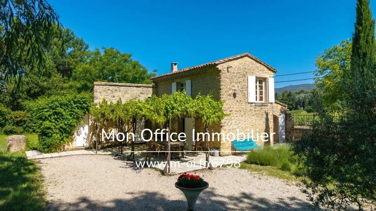 Maison à PUYVERT