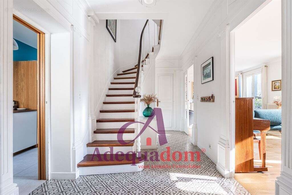 Maison à BOIS-COLOMBES