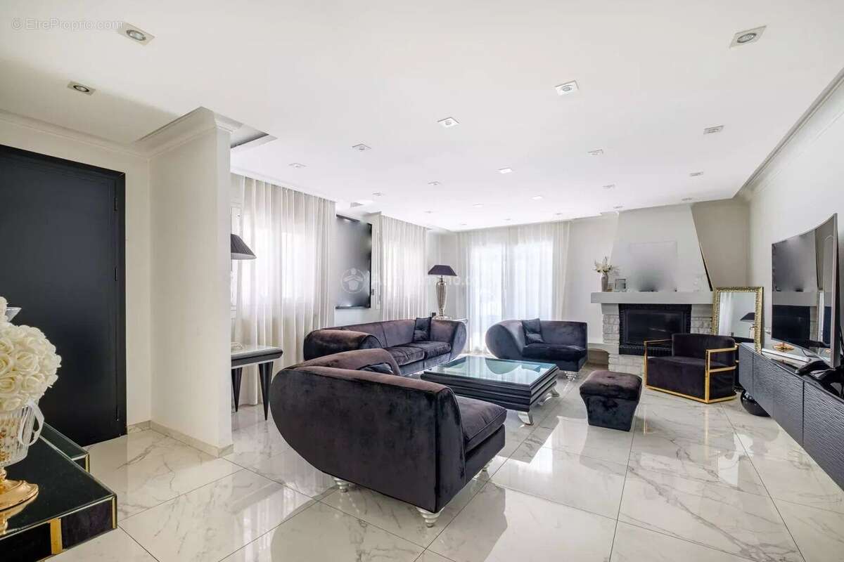 Maison à VILLEURBANNE