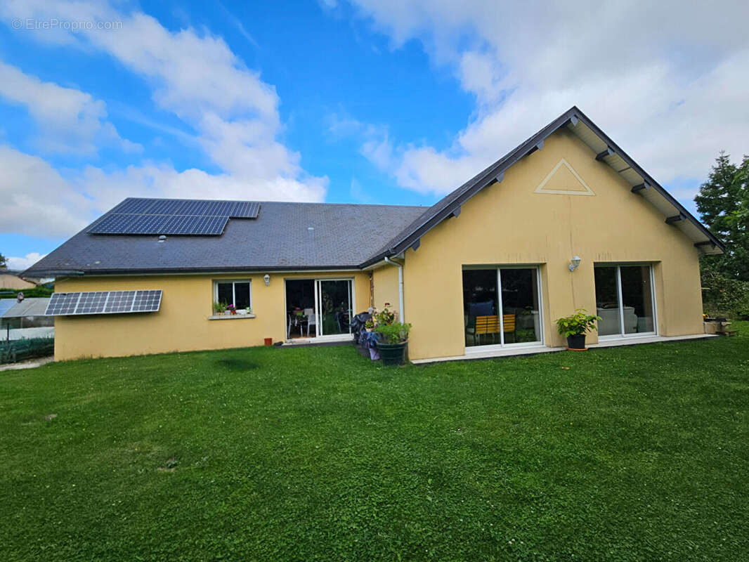 Maison à MESNIL-RAOUL