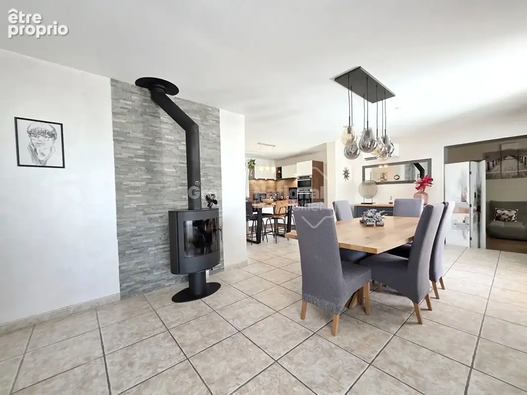 MIRAMAS ? TAUSSANE ? Maison T4 non mitoyenne avec piscine - photo 12