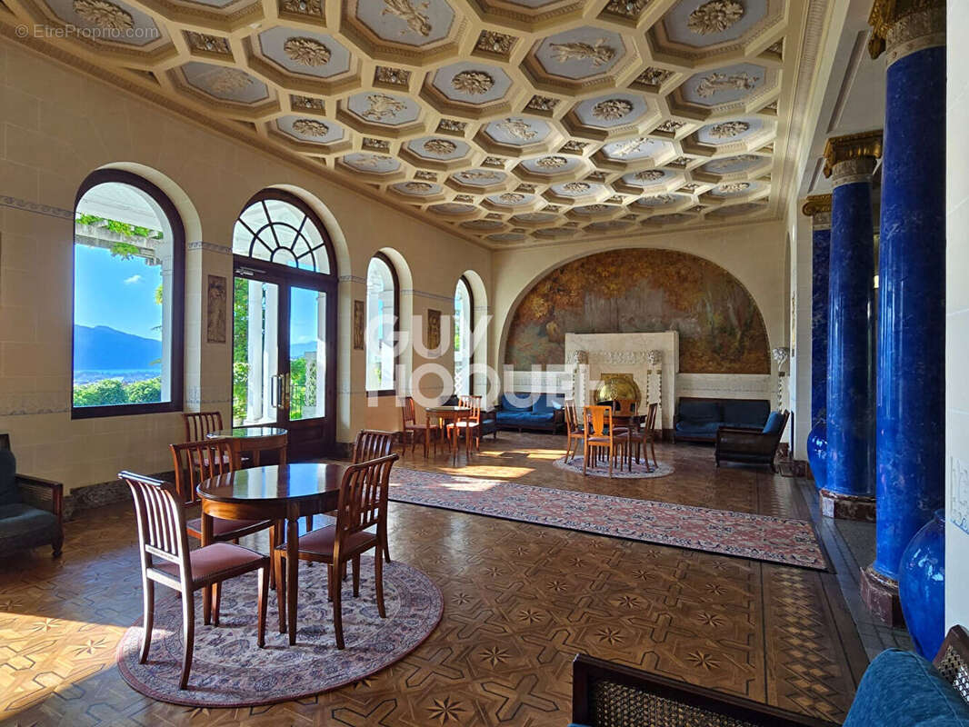 Appartement à AIX-LES-BAINS