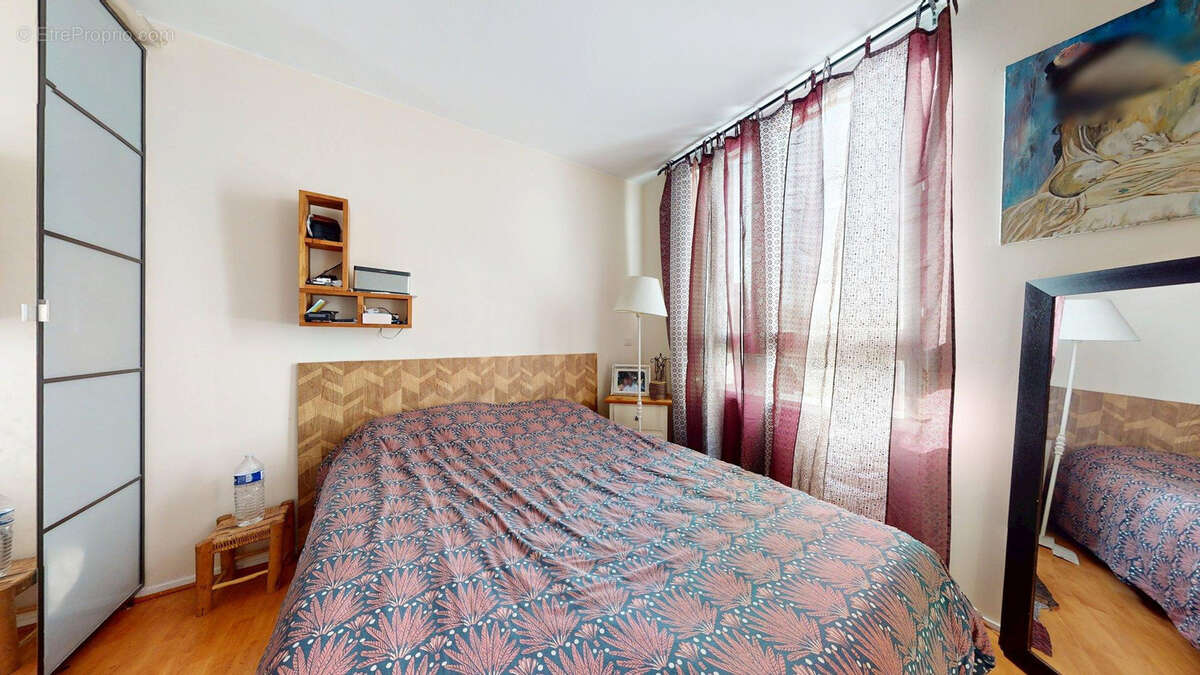 Appartement à SARTROUVILLE