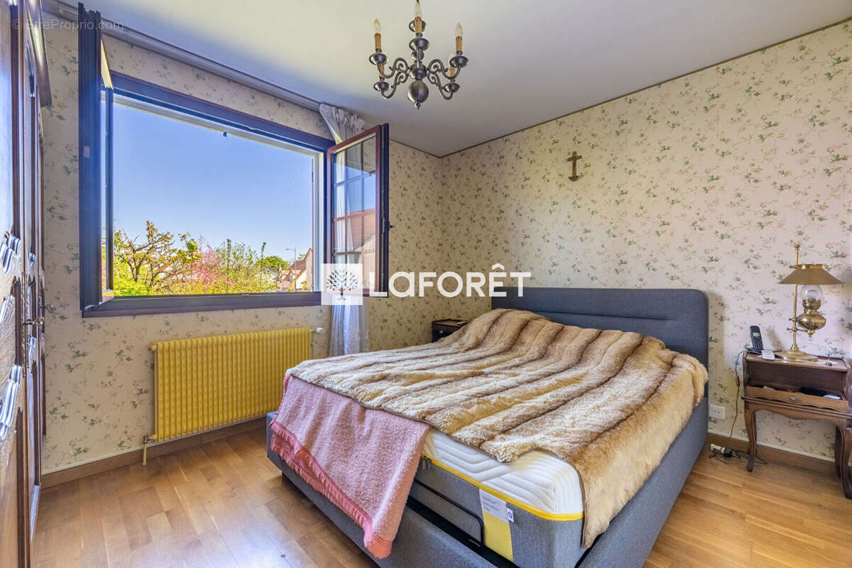 Maison à CONFLANS-SAINTE-HONORINE