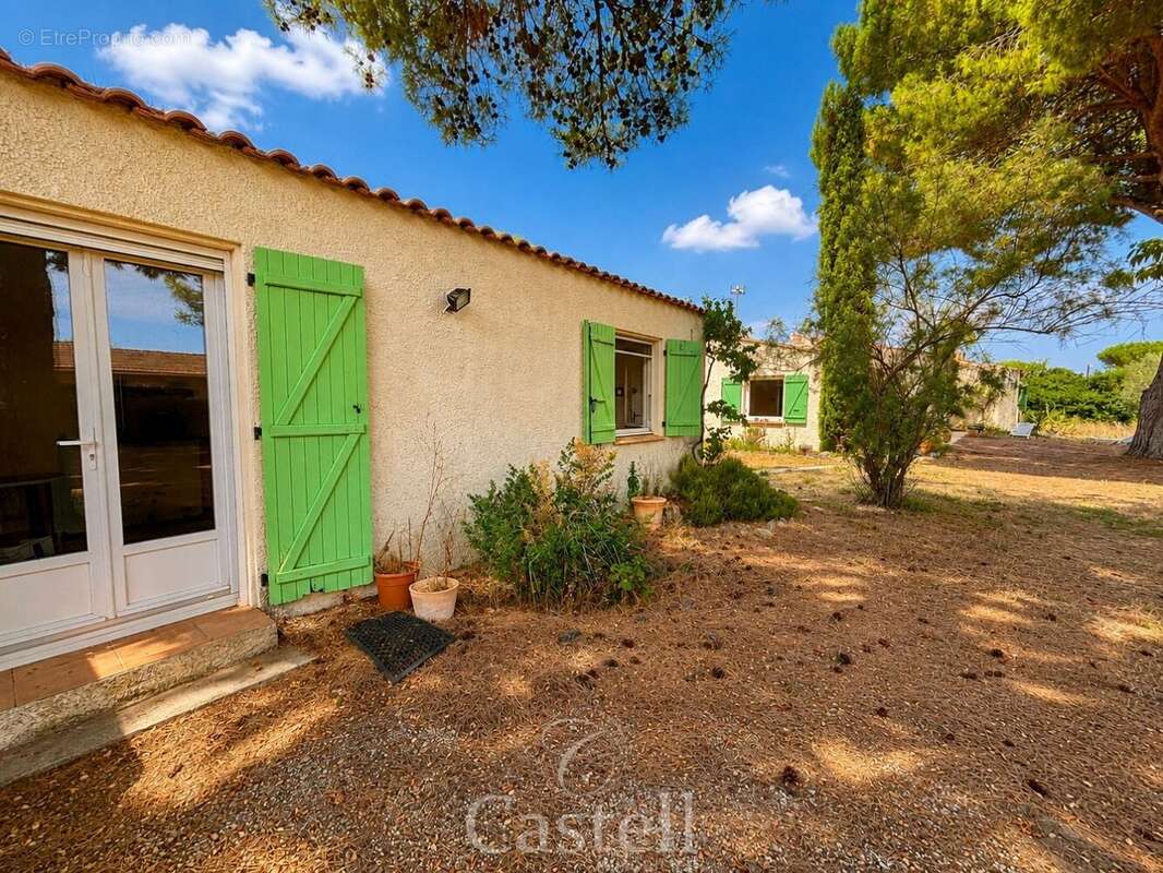 *** villa t4 de plain pied + villa t2 sur parcelle de plus de 1000 m² *** - photo 3