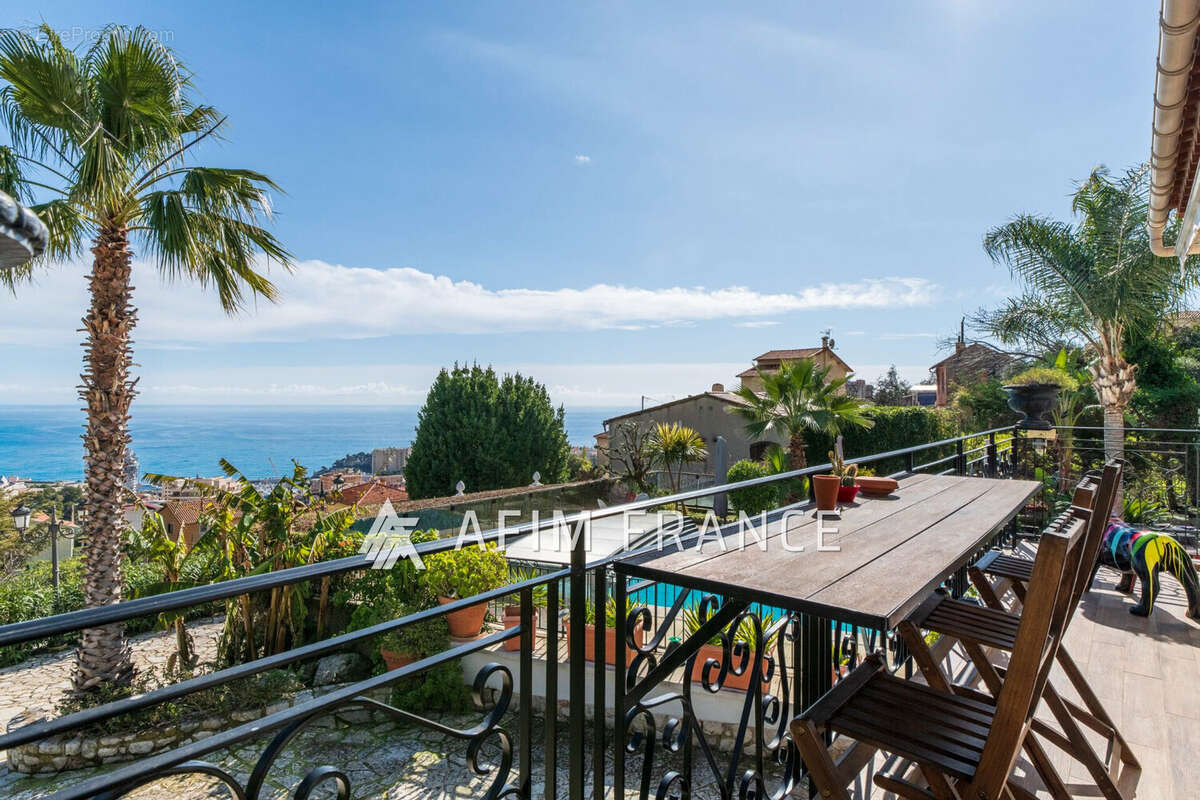 Maison à BEAUSOLEIL