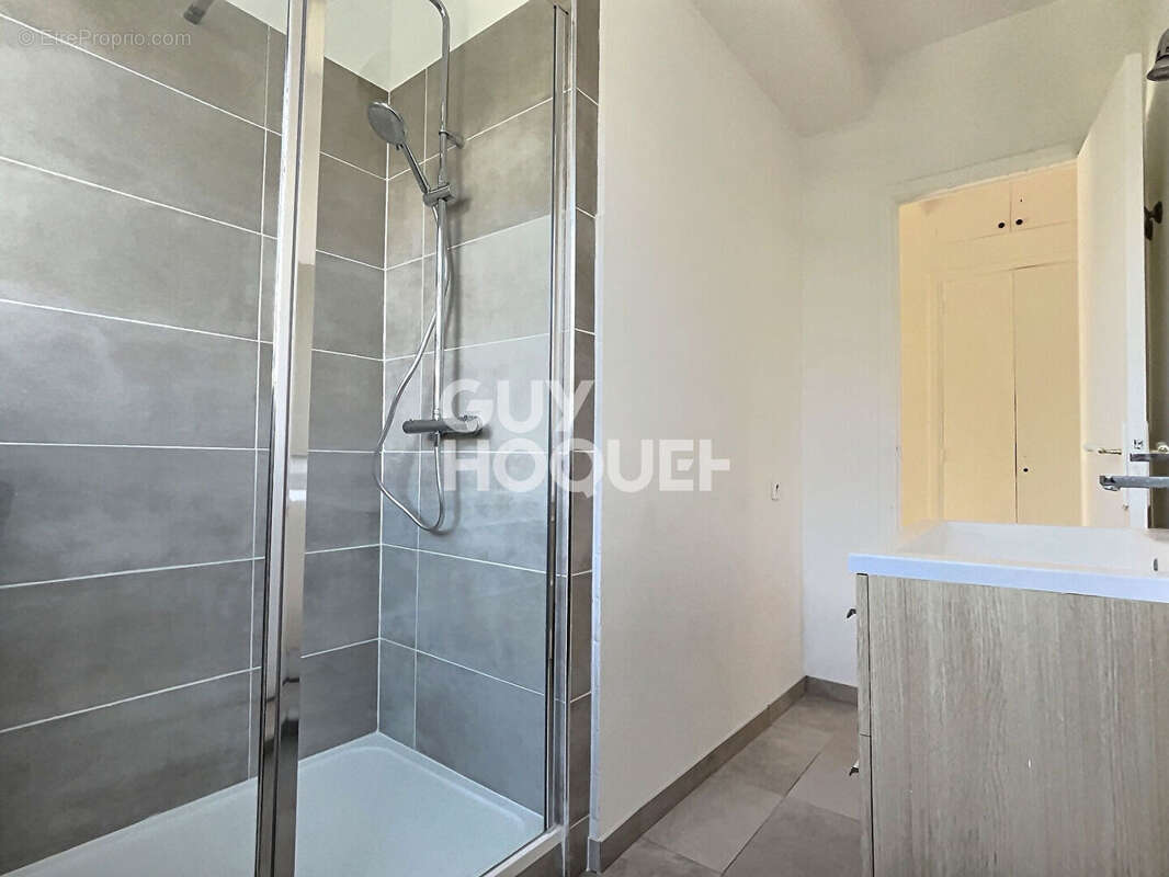 Appartement à MARSEILLE-8E