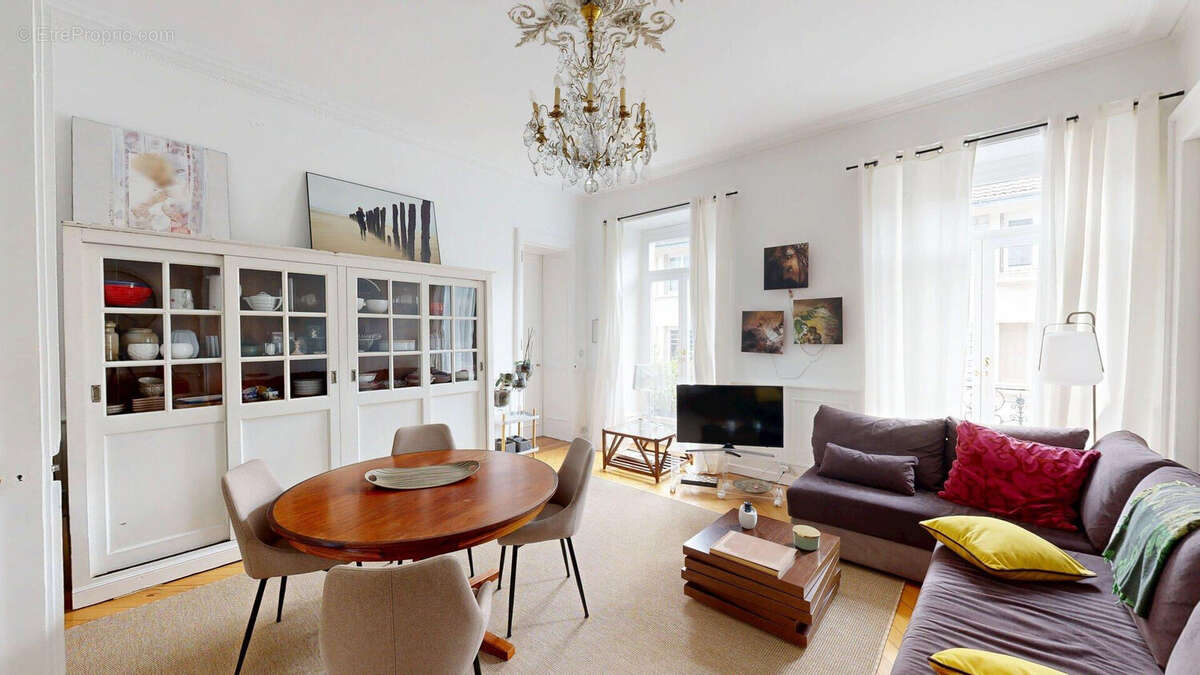 Fontaine Argent : appartement de cartactère de 169 m2 avec 4 chambres - photo 4